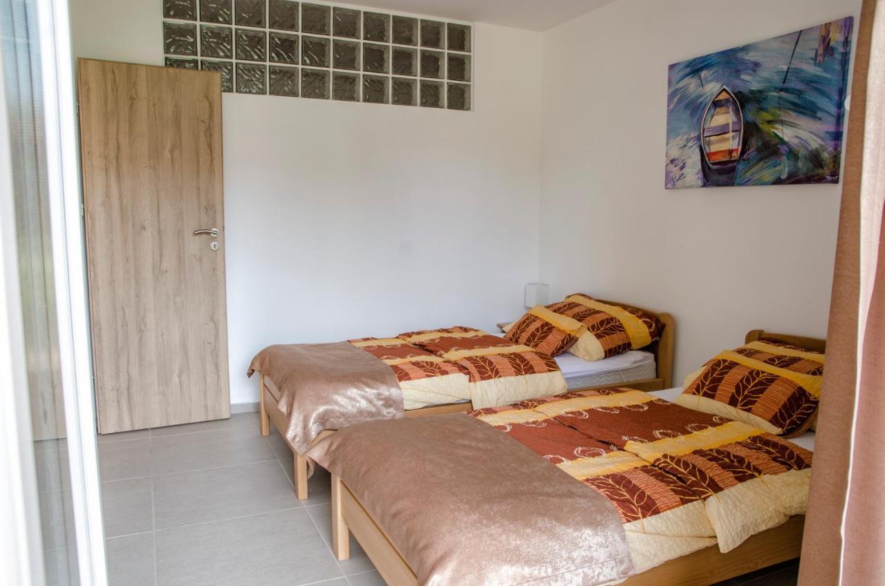 Zamárdi Sirály Apartmanok Exterior foto
